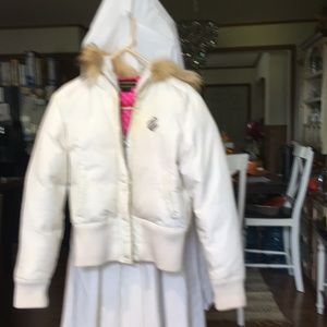Rica ware cream puffer jacket size L